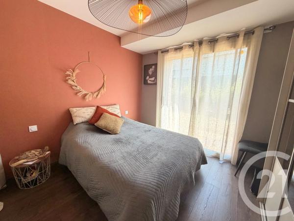 Maison à vendre  7 pièces - 127,23 m 2   GRANVILLE  - 50