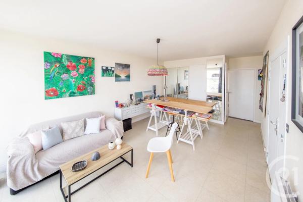 Appartement à vendre  3 pièces - 60,35 m 2   JULLOUVILLE  - 50