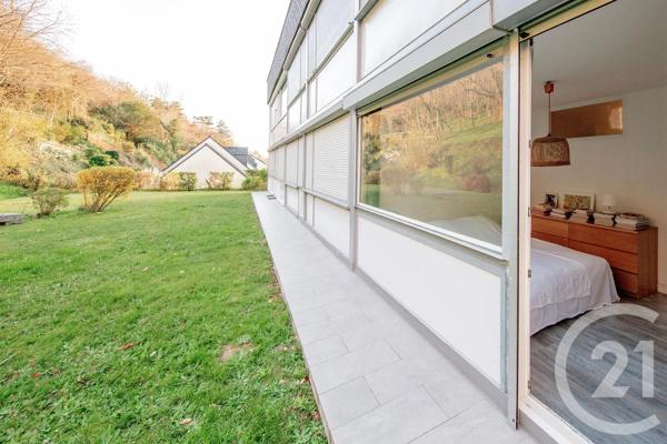 Appartement à vendre  3 pièces - 60,35 m 2   JULLOUVILLE  - 50