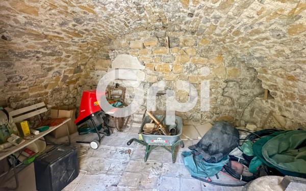 Maison à vendre    5 pièces •  Grospierres