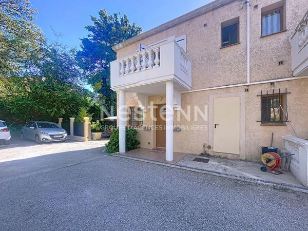 Exclusivité Nestenn : Appartement 3 pièces de 60 m2 avec jardin de 130 m2 avec piscine à Peymeinade