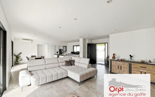 Maison à vendre    4 pièces • 269,44 m2 Eccica-Suarella