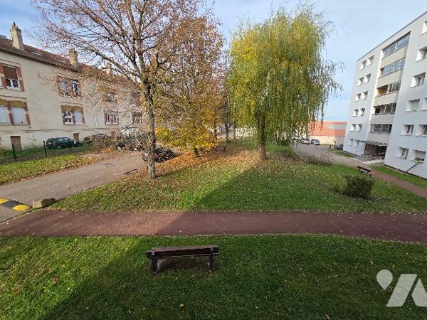 Appartement F4 à rénover - Parking - Ascenseur - CHAMPIGNEULLES