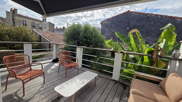 Maison pierre 3 chambres Chartrons