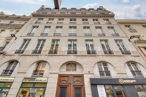 Location
                Bureaux127 m² - 5 Pièces -
                    PARIS (75002)