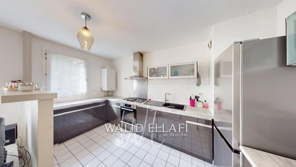 Appartement
         3 pièces
        - 64 m² Exclusivité 239 000 € *