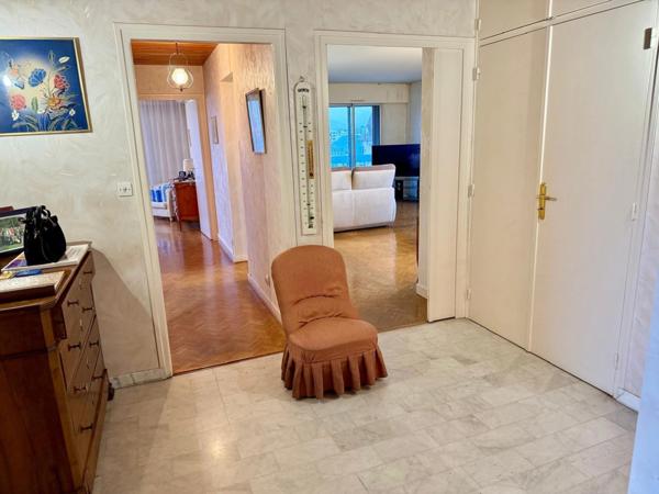 Grenoble Championnet, 6 pièces au 8è étage avec un panorama d'exception !