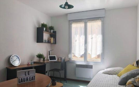 Saint-Étienne (42000) Studio dernier étage Tréfilerie avec services