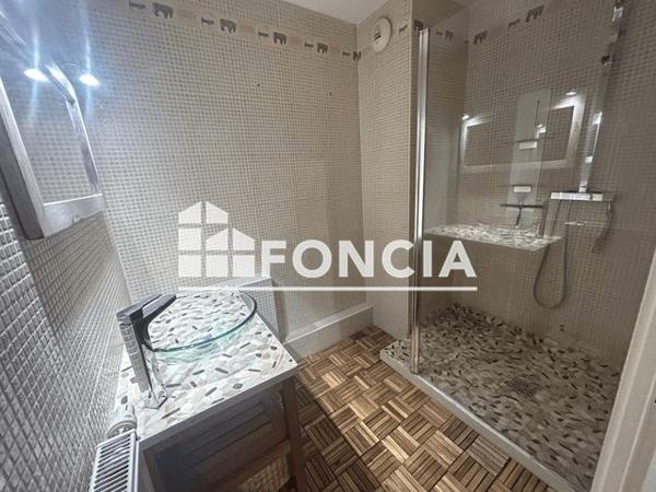 Location Appartement 3 pièces 61.5 m² - 9 AVENUE PAUL MARCELLIN Vaux En Velin 69120