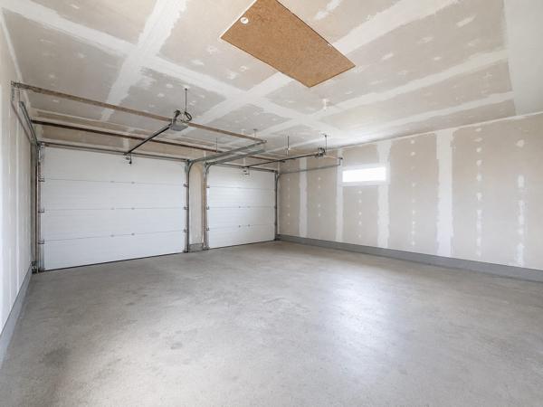 À vendre - Maison contemporaine, 5 pièces située à Saint-Denis-de-l'Hôtel (45550)