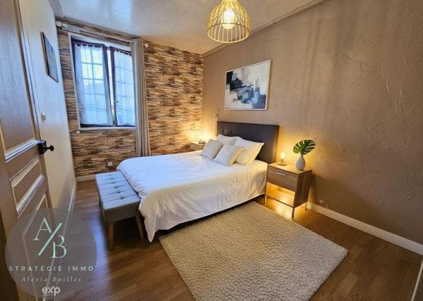 Bien mieux qu'un appartement, maison de ville en plein centre !