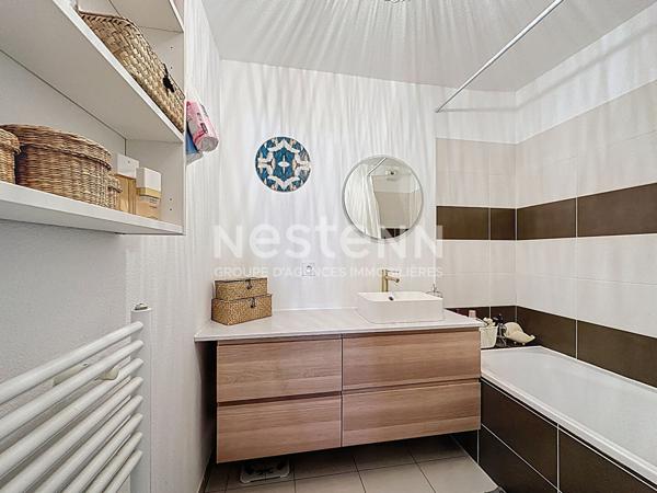 Appartement Miramas 4 pièces terrasse 2 stationnements, 1 garage