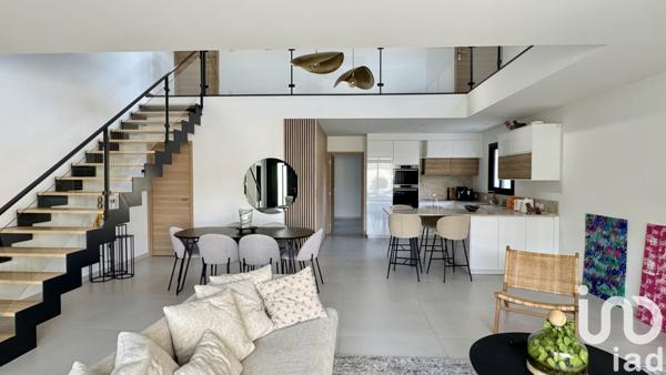 Maison à vendre 5 pièces 150 m² Rognonas