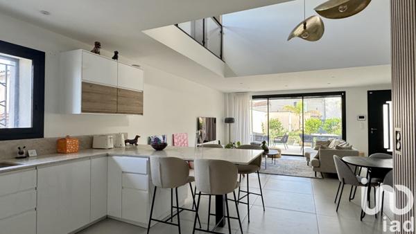 Maison à vendre 5 pièces 150 m² Rognonas