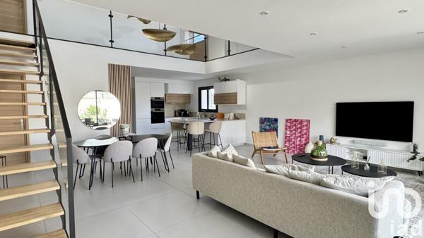 Maison à vendre 5 pièces 150 m² Rognonas