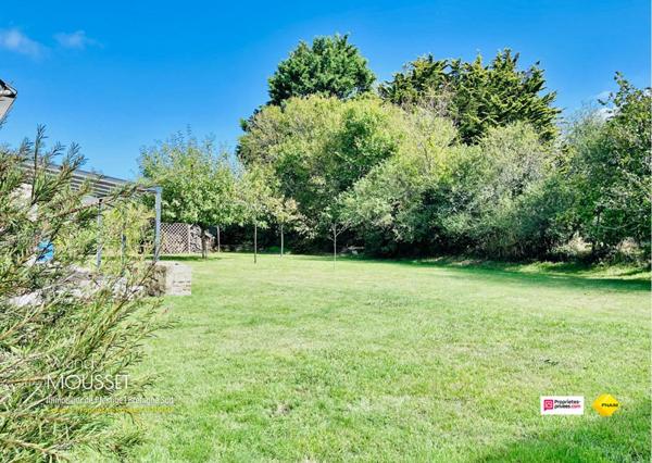 Charmante maison à 5 minutes de la plage avec un grand terrain constructible de 1094 m²