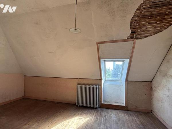 A VENDRE LESNEVEN MAISON DE VILLE 