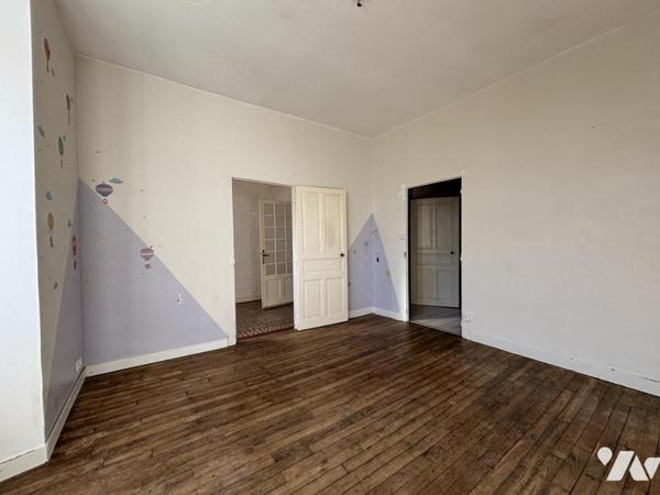 A VENDRE LESNEVEN MAISON DE VILLE 