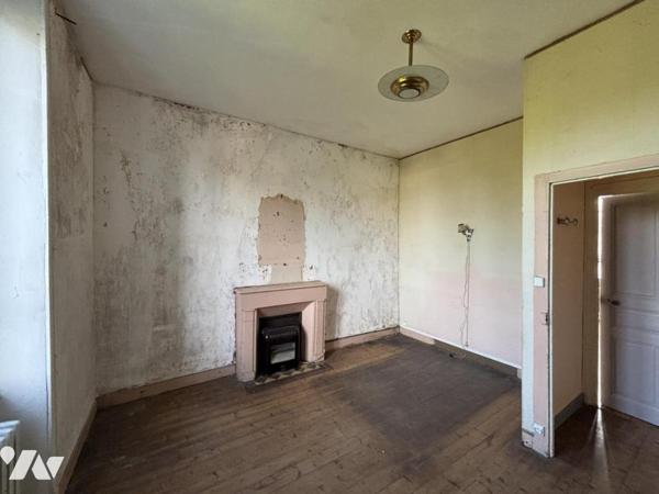 A VENDRE LESNEVEN MAISON DE VILLE 