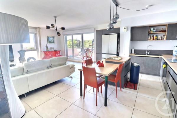 Appartement T4 à vendre  4 pièces - 103,01 m2 FREJUS - 83