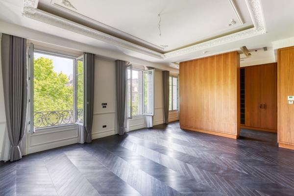 Vente Hôtel particulier Paris 16 14 Pièces 625 m²
