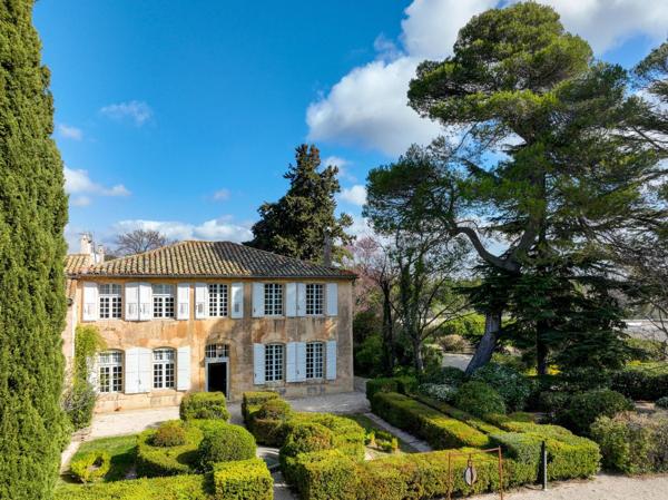 Vente Maison de luxe Aix-en-Provence 10 Pièces 550 m²