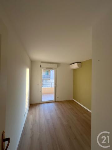 Appartement F4 à vendre  4 pièces - 77,96 m2 CAP D AIL - 06