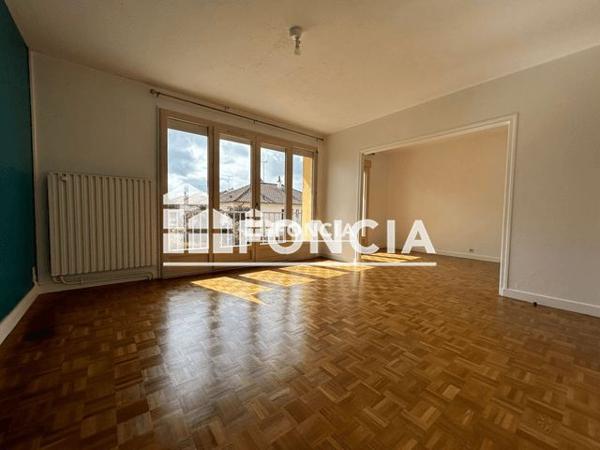 Location Appartement 3 pièces 72.32 m² - RESIDENCE LES RATAUDES Poitiers 86000