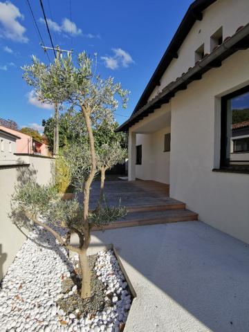 Rouffiac Tolosan, villa T6 avec piscine