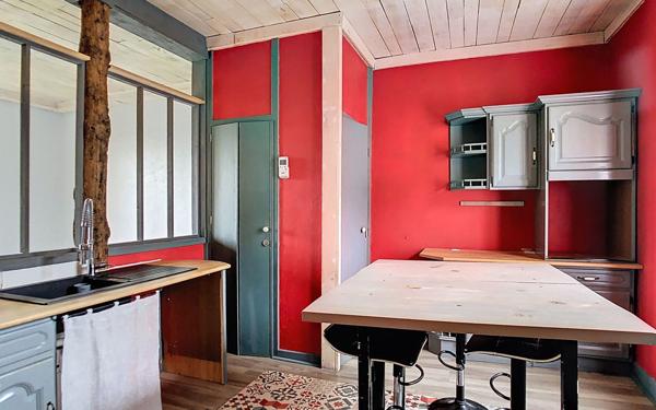 Maison à louer    8 pièces • 169,57 m2 Saint-Cernin