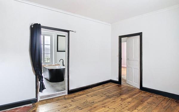 Maison à louer    8 pièces • 169,57 m2 Saint-Cernin