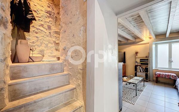 Appartement à louer    2 pièces •  Longueville