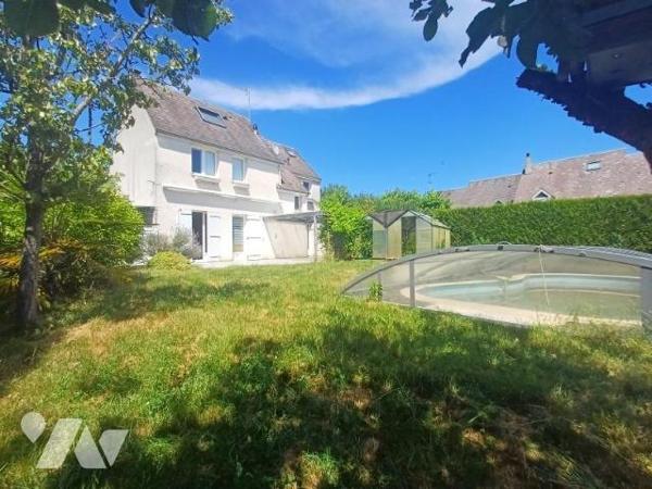 RIVERY: Pavillon individuel de 122 m² avec double garage, sur terrain de 592 m² doté d'une piscine