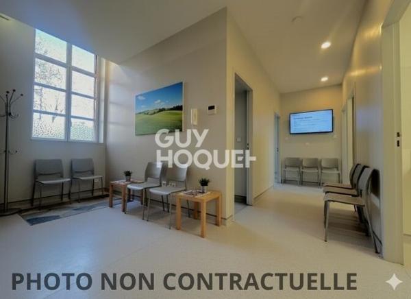 À louer - bureaux de 58 m² à CROIX DAURADE