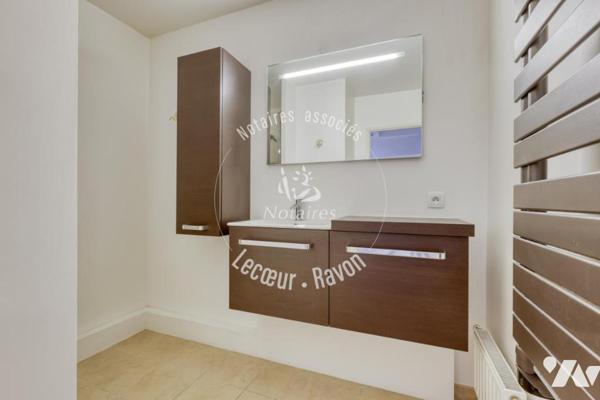 Duplex de 104 m2 avec 42 m2 de terrasses, 4 chambres, Village Montigny le Bretonneux