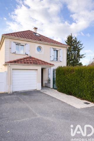 Maison à vendre 6 pièces 95 m² Les Clayes-sous-Bois
