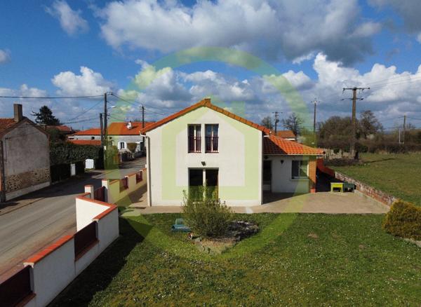 Maison à VEZINS (49340)