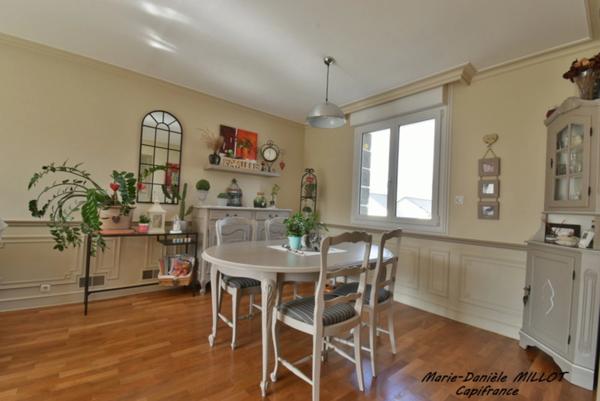 A vendre Maison Familiale et lumineuse de 109 m² sur Sous-Sol à BONCHAMP LES LAVAL (53)