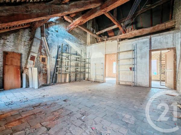 à vendre  95,60 m2 BELLEY - 01