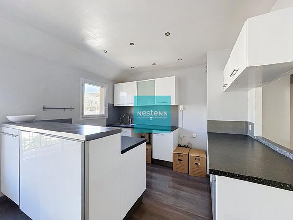 Franconville - Dernier étage pour ce bel appartement 4 pièces avec balcon - 2 parkings