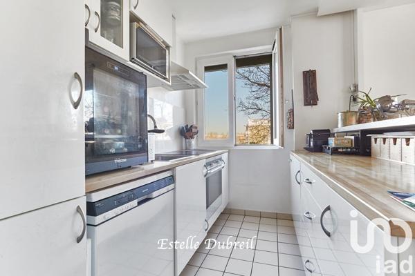 Appartement 2 pièces de 49 m² à Guyancourt (78280)