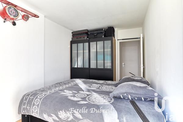 Appartement 2 pièces de 49 m² à Guyancourt (78280)