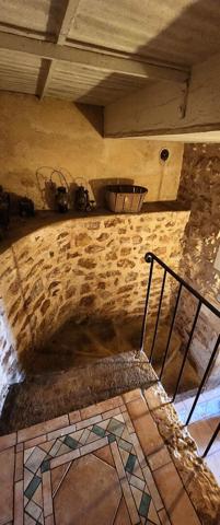 VIVONNE - MANOIR - PAVILLON DE CHASSE - CHARME - GRAND TERRAIN