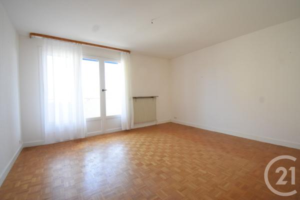 Appartement T3 à vendre  3 pièces - 72,87 m2 VICHY - 03