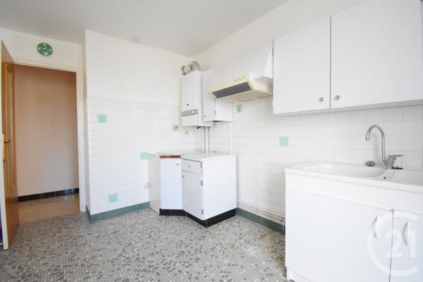 Appartement T3 à vendre  3 pièces - 72,87 m2 VICHY - 03