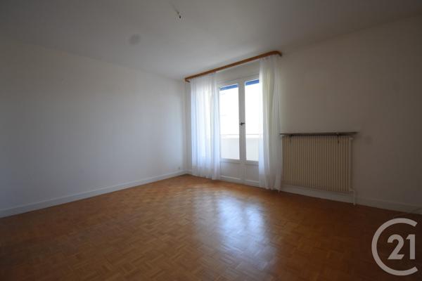 Appartement T3 à vendre  3 pièces - 72,87 m2 VICHY - 03