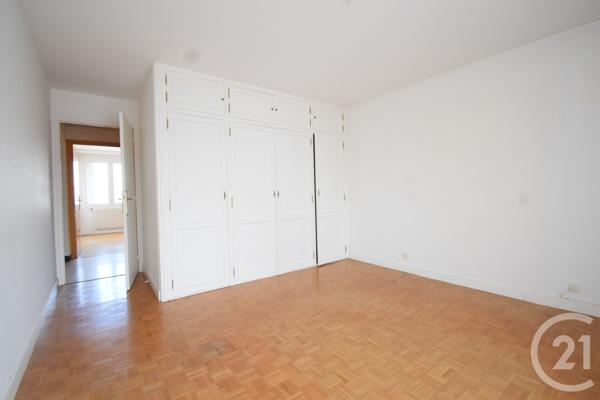 Appartement T3 à vendre  3 pièces - 72,87 m2 VICHY - 03