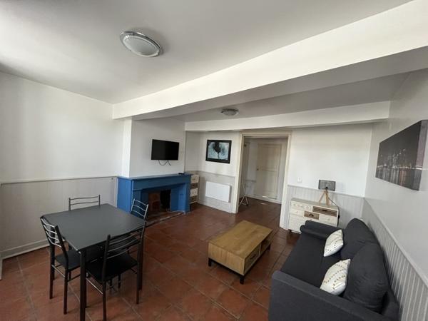 Appartement à louer |                                        Auch |                                        2 pièces  | 50 m²