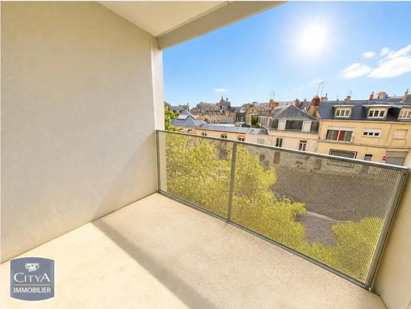Appartement à louer 1 pièce 35.23m² Le Mans (72000)
