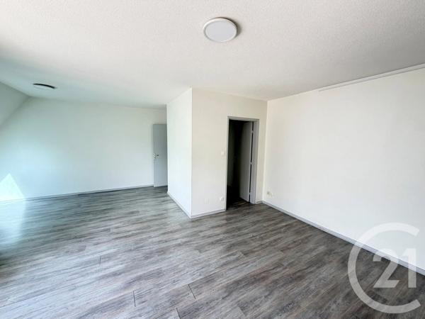 Appartement F3 à vendre  3 pièces - 61,70 m 2   STRASBOURG  - 67